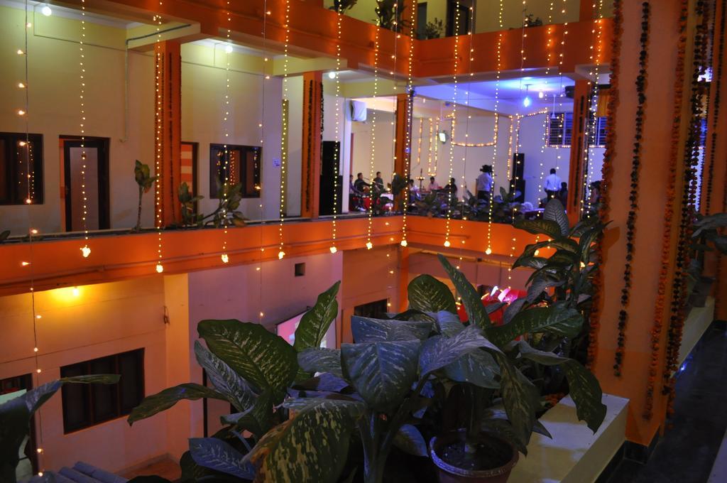 Hotel Maruti Mandapam Jabalpur Extérieur photo